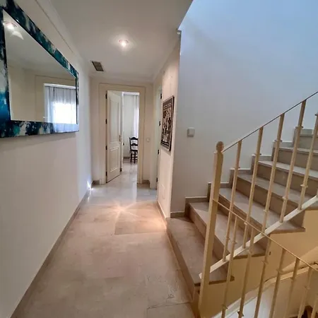 Aloha Gardens 2 Bed Semi Detached House, Nueva Andalucia Apartment