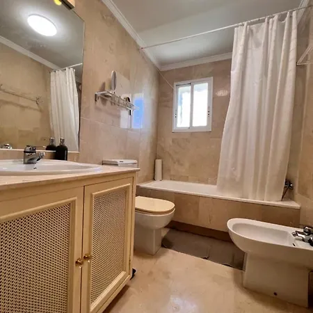 Apartment Aloha Gardens 2 Bed Semi Detached House, Nueva Andalucia *