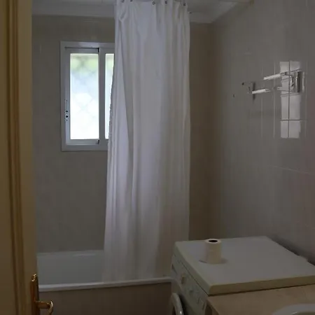 Apartment Aloha Gardens 2 Bed Semi Detached House, Nueva Andalucia