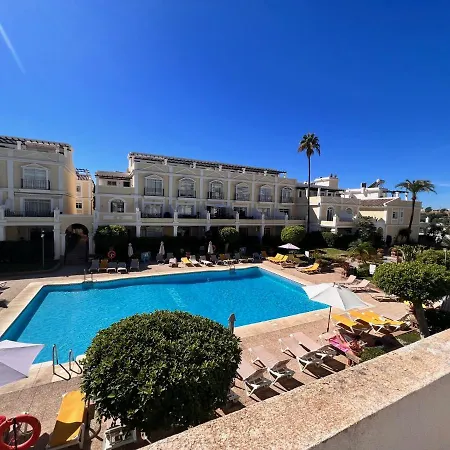 Aloha Gardens 2 Bed Semi Detached House, Nueva Andalucia Apartment *