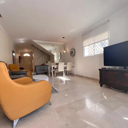 Apartment Aloha Gardens 2 Bed Semi Detached House, Nueva Andalucia
