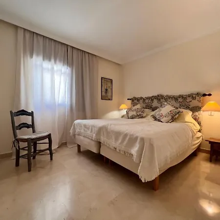 Aloha Gardens 2 Bed Semi Detached House, Nueva Andalucia *