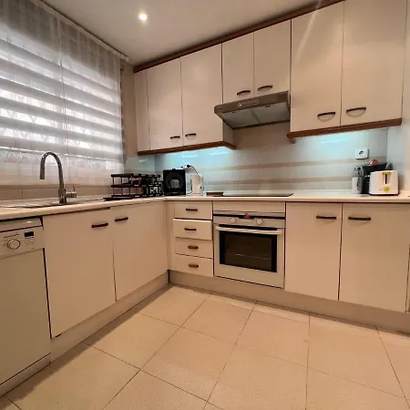 Aloha Gardens 2 Bed Semi Detached House, Nueva Andalucia Apartment Marbella